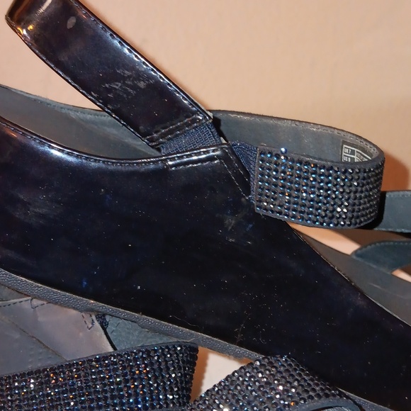 COMFY FITFLOP Z STRAP SANDAL EMBELLISHED IN BLUE - Picture 2 of 6